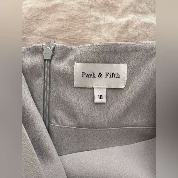 Park & Fifth Georgia Curve Dress - Picture 1 of 7